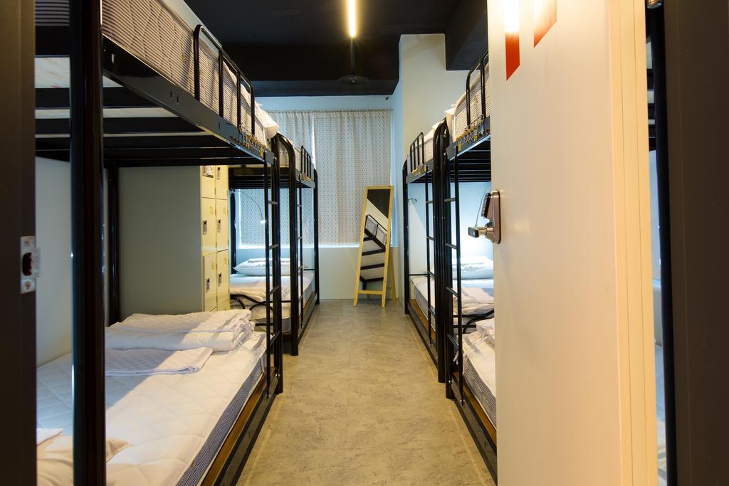 Pathways Hostel Kaohsiung Buitenkant foto