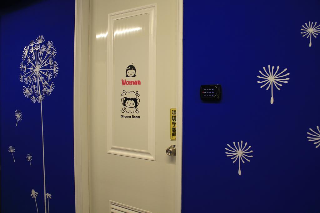Pathways Hostel Kaohsiung Buitenkant foto